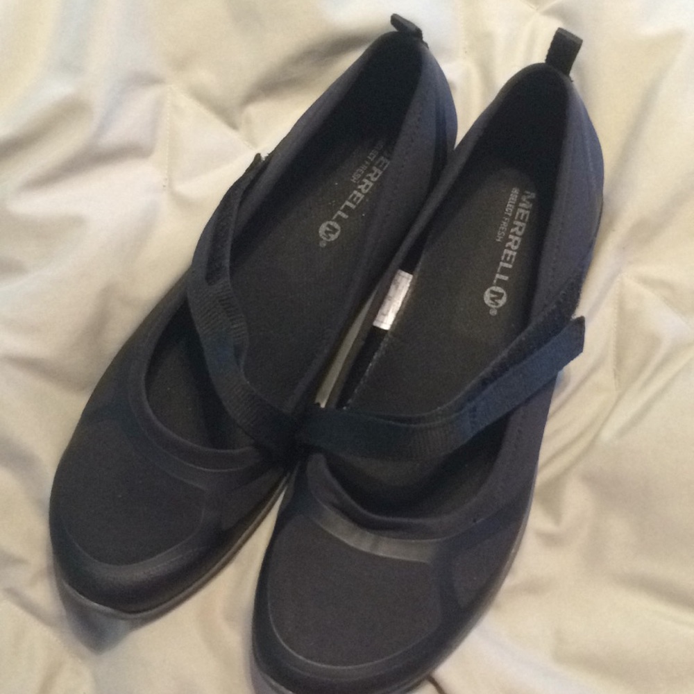 Merrell Black Shoes